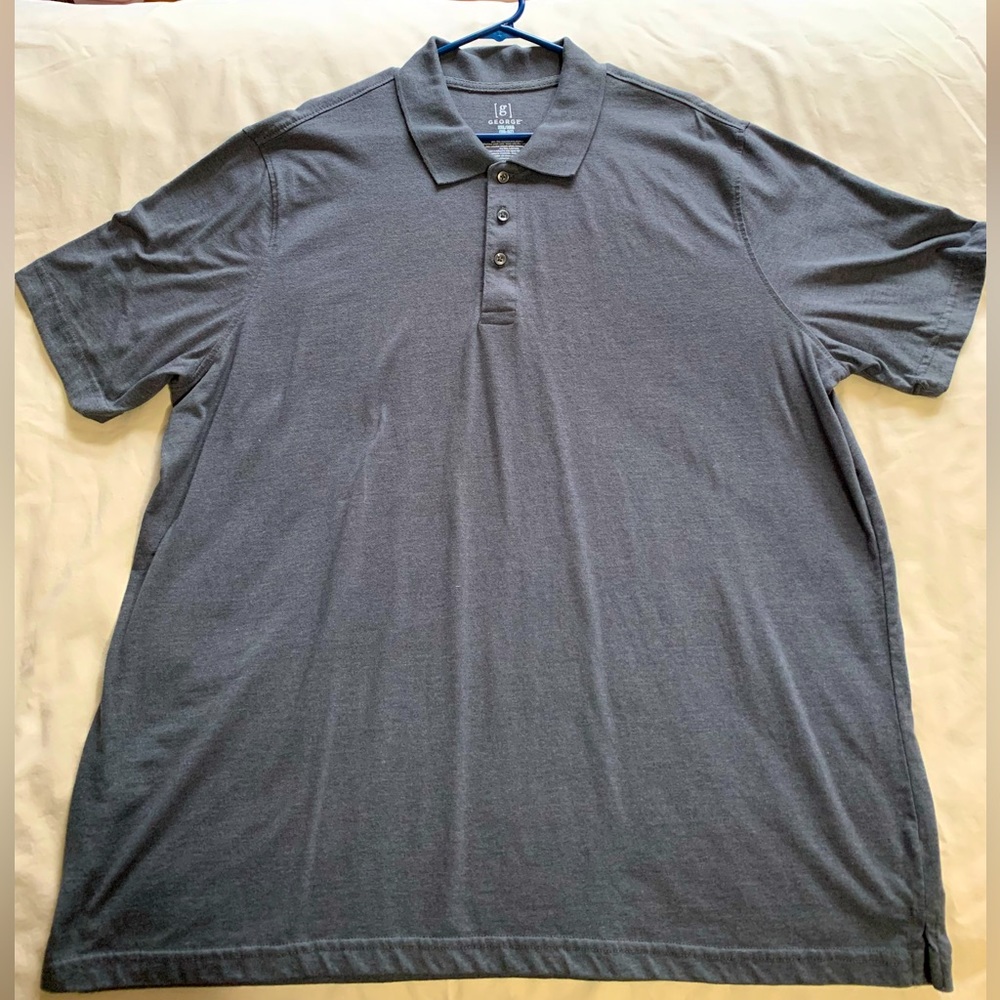 Men’s 2XL short sleeve Dress shirt/ Color-Gray/ In great condition/ George